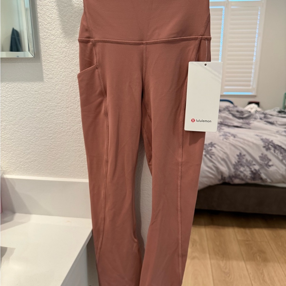Lululemon Athletica Pink Leggings Sleek High-Waisted Design